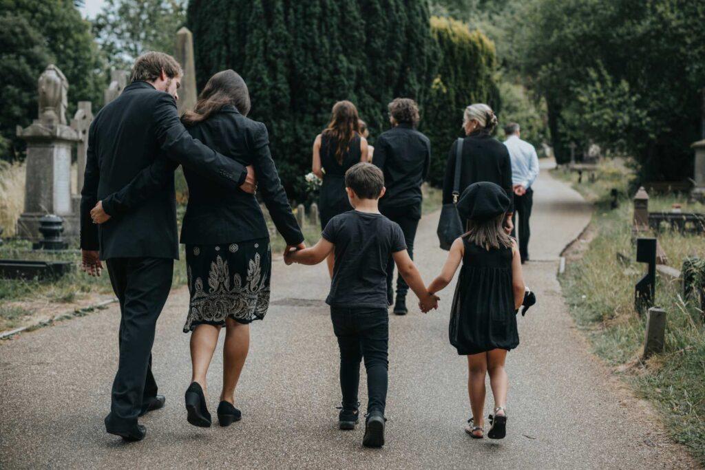 Uitvaartzorg Boerhaave – Omgaan met familieleden bij een uitvaart Uitvaart-Groningen
